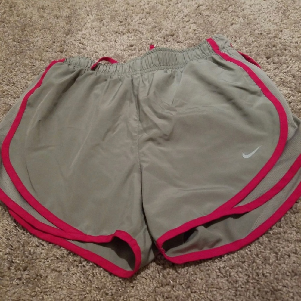 Nike Dry-Fit Short Bundle - image 7